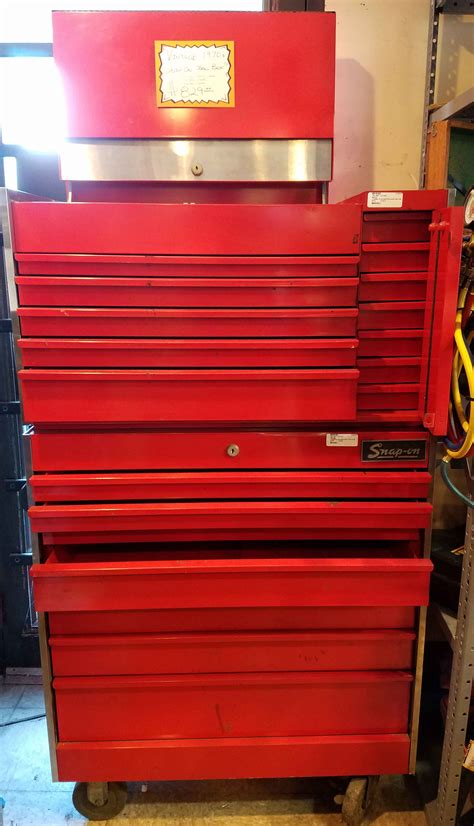 vintage snap on tool box